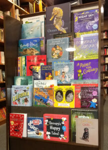 Following Papa's Song: Marino, Gianna: 9780670013159: : Books
